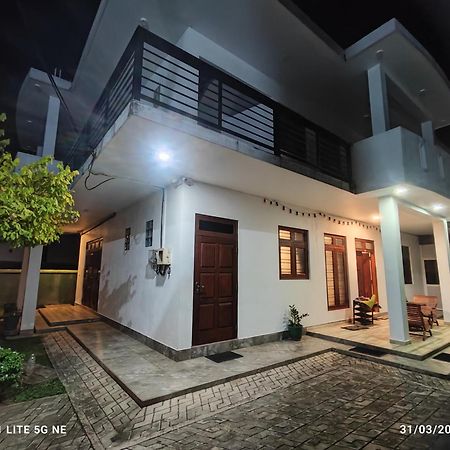 Villa Tanzanite Hikkaduwa Zewnętrze zdjęcie