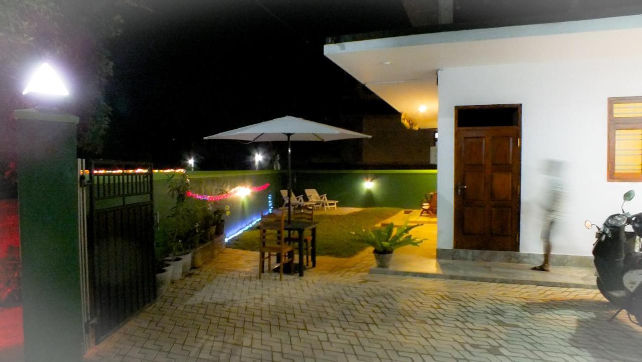 Villa Tanzanite Hikkaduwa Zewnętrze zdjęcie